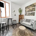 T2 Au Coeur De La Vieille Historique Apartment