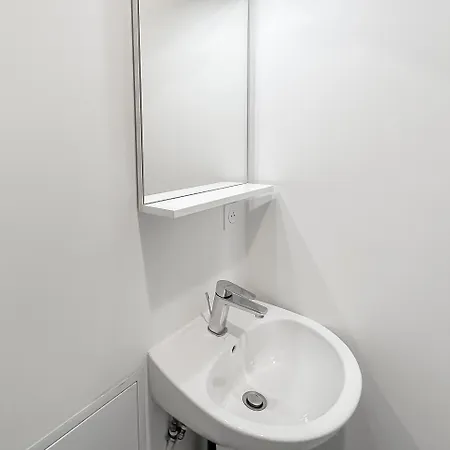 Апартаменты T2 Au Coeur De La Vieille Historique *