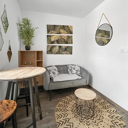 T2 Au Coeur De La Vieille Historique Apartamento